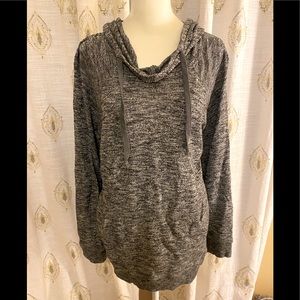 🍁3 for $25🍁Torrid Heathered Gray Front Pocket Hoodie Sz 2